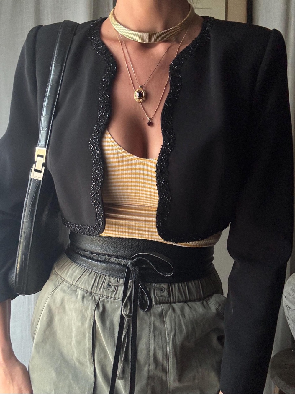 Rimini Vintage Beaded trim Embellish Crop Scallop Black Bolero Formal Evening 10